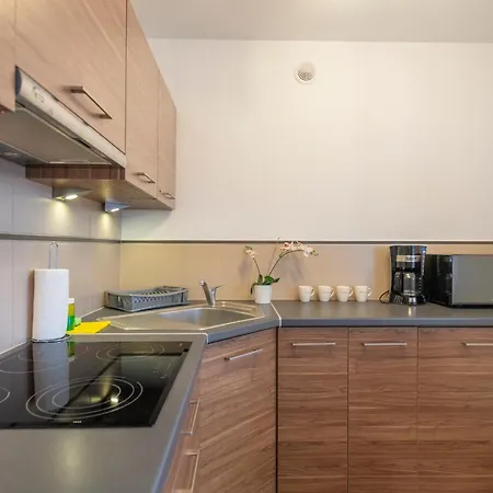 Karkonosky - Przystanek Karkonosze Карпач