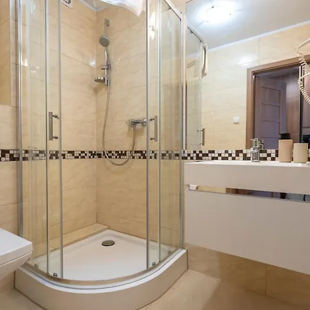 Karkonosky - Przystanek Karkonosze * Карпач