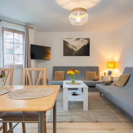 公寓 Karkonosky - Przystanek Karkonosze 卡尔帕奇